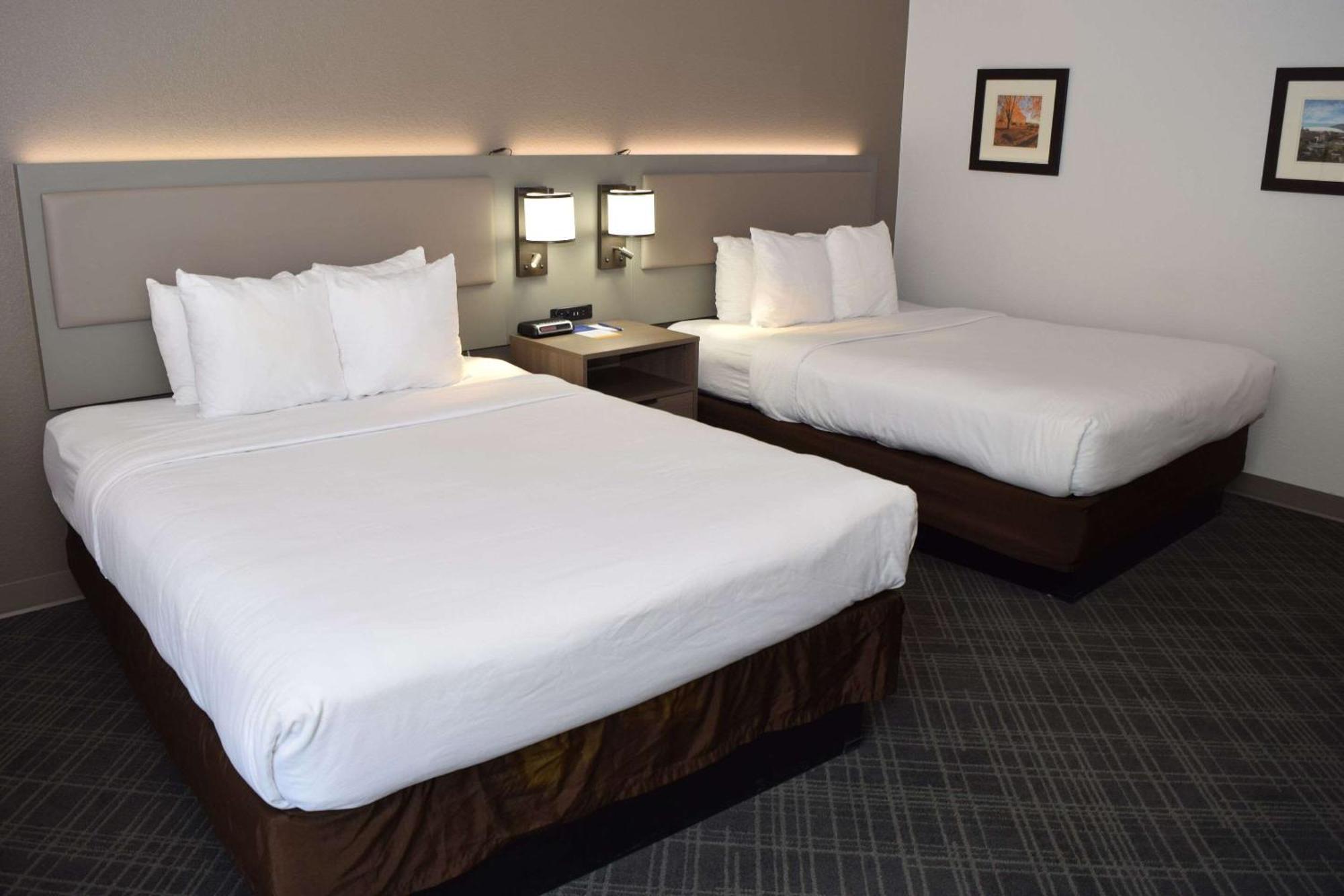 Comfort Inn & Suites Syracuse-Carrier Circle Восток Сиракьюс Экстерьер фото