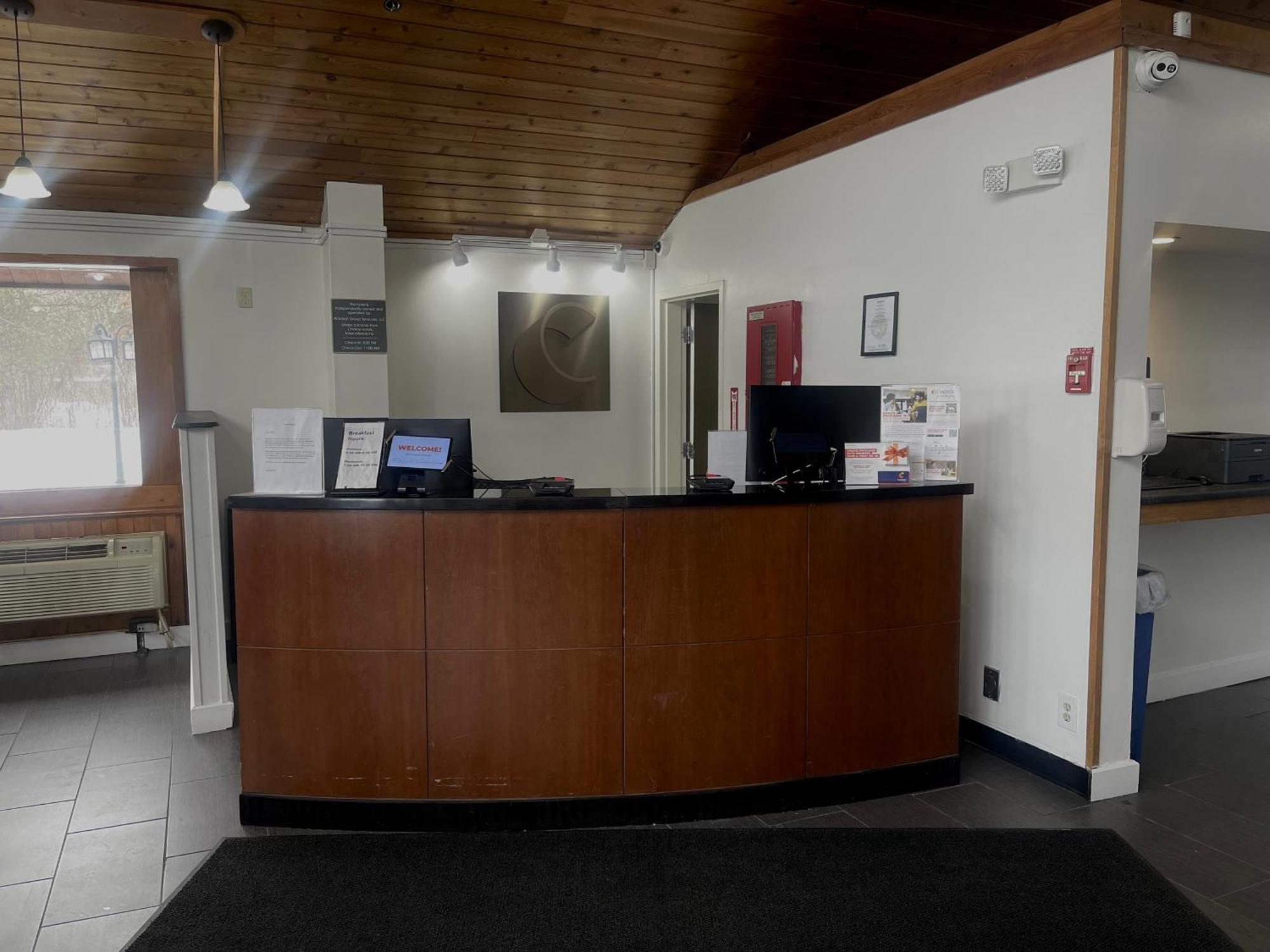 Comfort Inn & Suites Syracuse-Carrier Circle Восток Сиракьюс Экстерьер фото