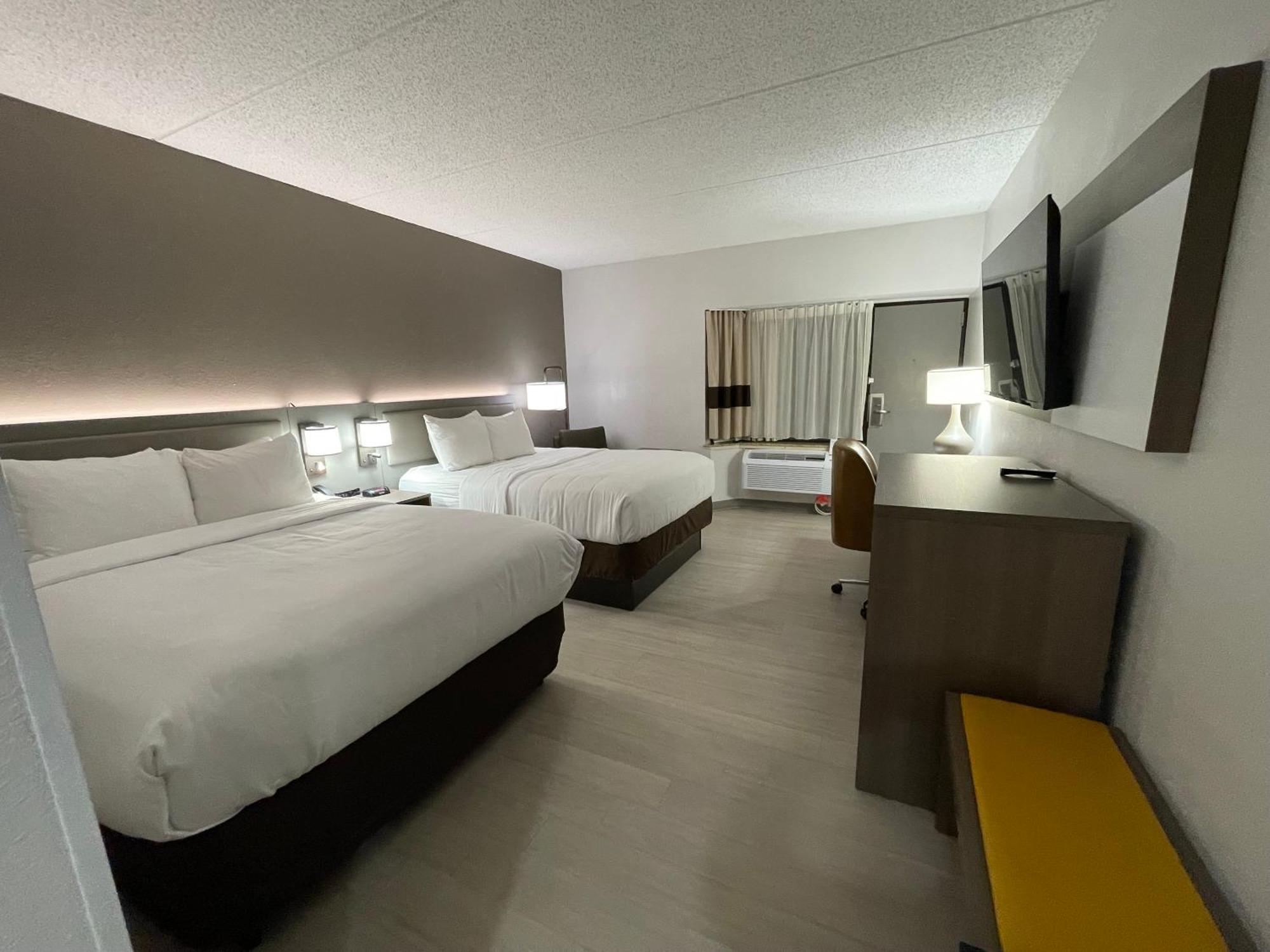 Comfort Inn & Suites Syracuse-Carrier Circle Восток Сиракьюс Экстерьер фото