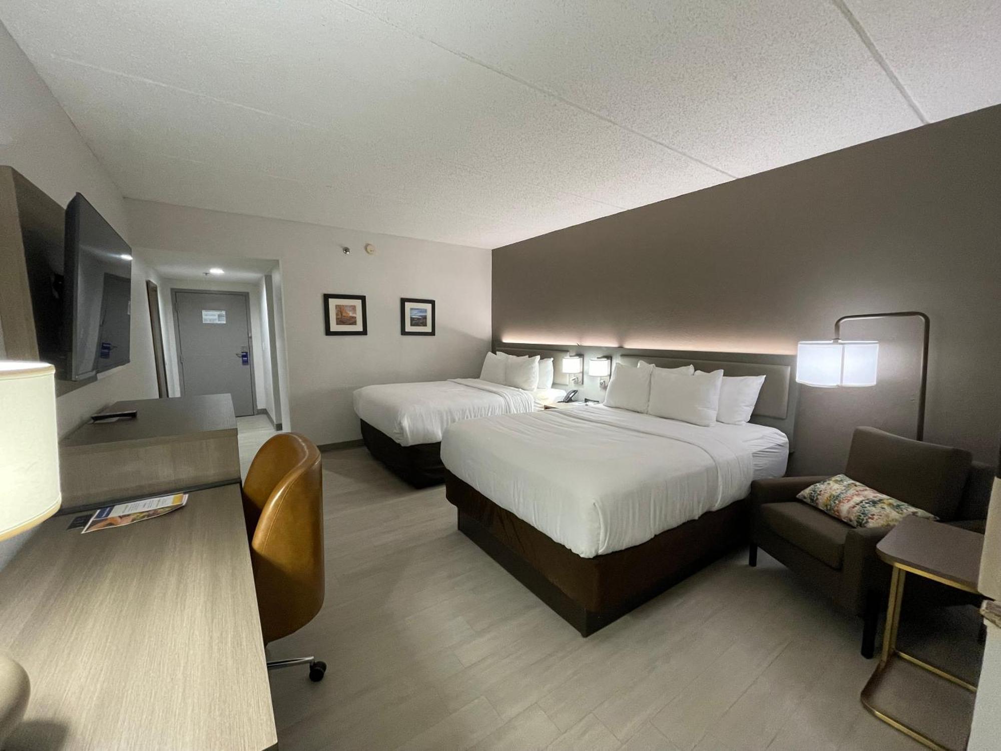 Comfort Inn & Suites Syracuse-Carrier Circle Восток Сиракьюс Экстерьер фото