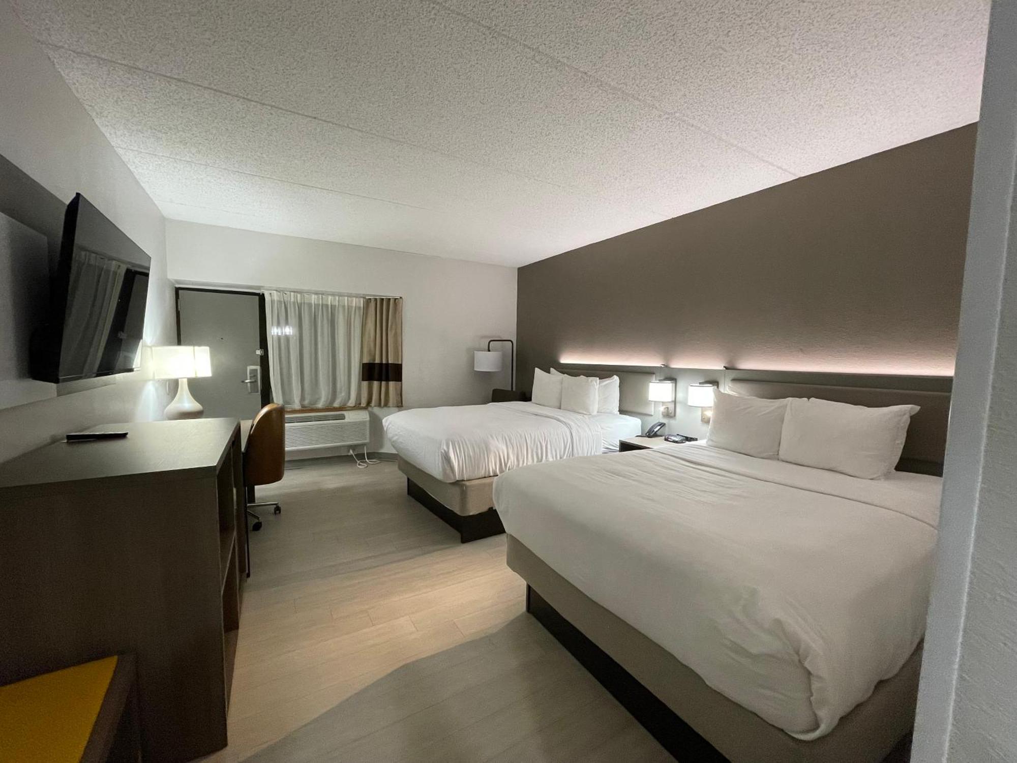 Comfort Inn & Suites Syracuse-Carrier Circle Восток Сиракьюс Экстерьер фото